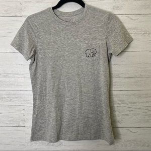 🌈 ivory Ella graphic tee shirt size xs